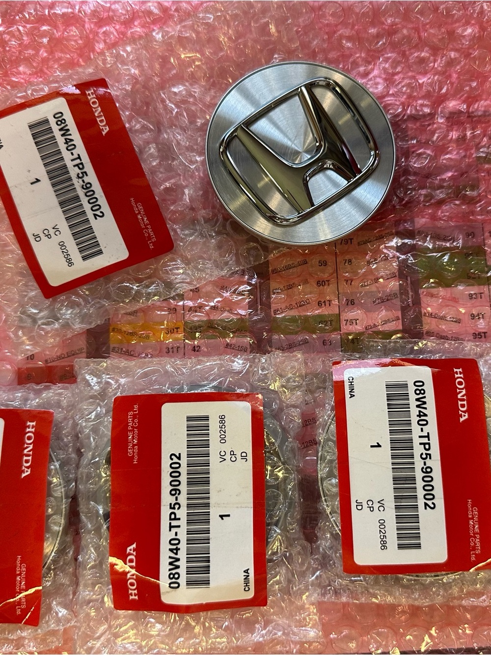 Honda-CRV wheel caps
